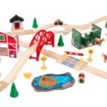 KidKraft Wooden Rural Farm Train Set with 75Piece, Children’s Toy Vehicle Playset
