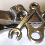 Masonic Collectibles Harley Motorcycle Mechanic Square Compass Tie Bar Clip Wrench, 1 inch, Zinc with Antique Nickel Plate, Alligator Clip